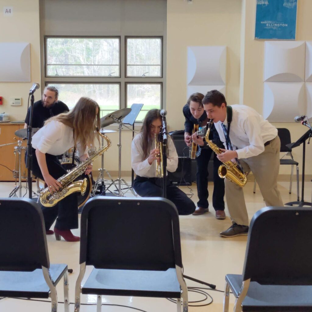 PXL 20220430 171234400 2048x2048 1