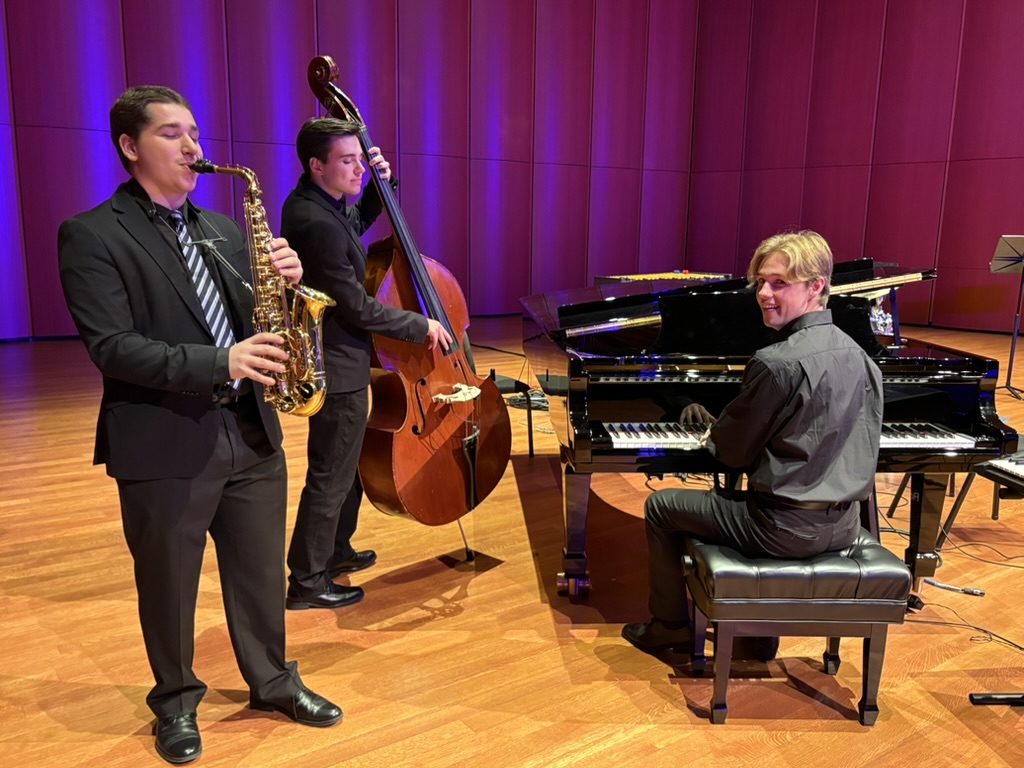 BC9E2DB4 FBA0 42AB 846C 5E577A3AB565 1 105 c